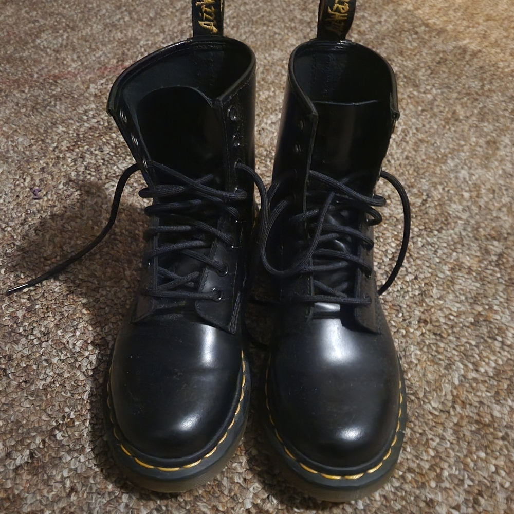 Dr martens size 6